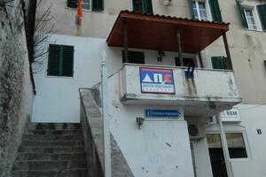 Na potjernici aktivista DPS-a optužen za  kupovinu ličnih karti