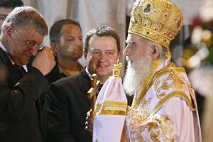Sveštenici SPC traže da se Dačiću oduzmu crkvena odlikovanja