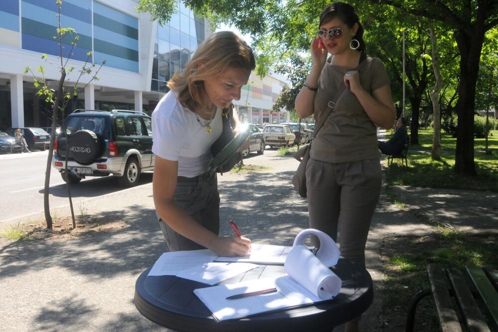 peticija, parking, Foto: Luka Zeković