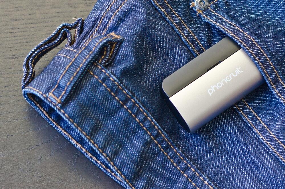 Phonesuit punjač, Foto: Phonesuit.com