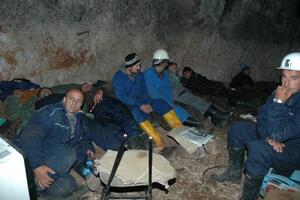 Rudari izašli iz jame nakon 17 dana, sporazum sa Vladom spreman