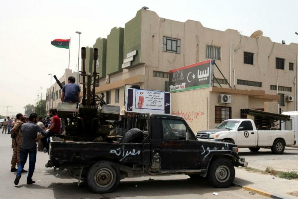 Libija, opkoljena ministarstva, Foto: EPA