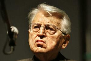 Dobrica Ćosić se povlači iz javnosti