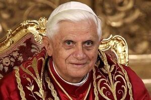 Benedikt XVI se vraća u Vatikan