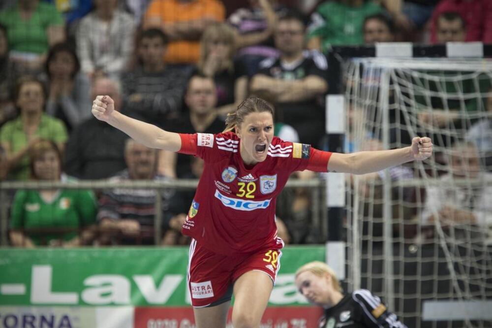 Katarina Bulatović, Foto: Www.ehfcl.com
