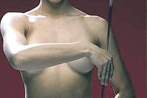 U vladi ljepotica  Alehandra Benitez koja se ranije slikala naga