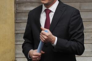 MANS: Konjević se igra sa Ustavom i zakonima