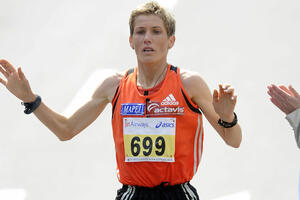 Kitum i Olivera Jevtić pobijedili na Beogradskom maratonu