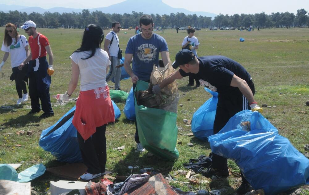 Ćemovsko polje čišćenje, Dan planete zemlje