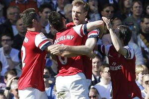 Arsenal blizu Lige šampiona, KPR pred ispadanjem