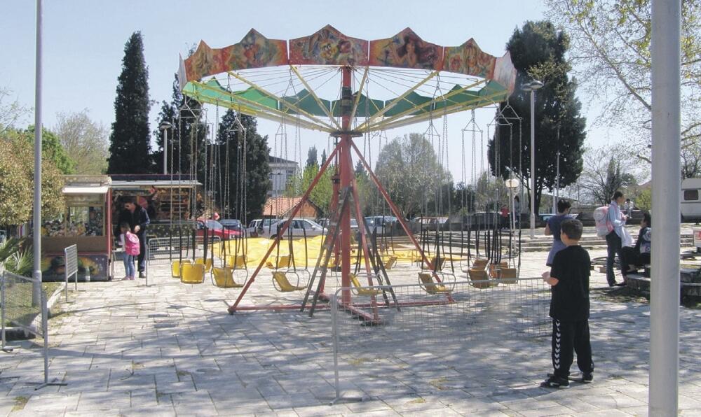 Danilovgrad trg zabavni park