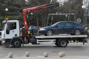 U Makedoniji prekinuta utakmica jer je pauk dizao fudbalerima...
