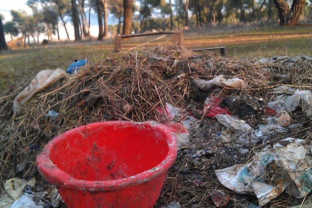 Ćemovsko polje, smeće, Podgorica, Foto: Damira Kalač