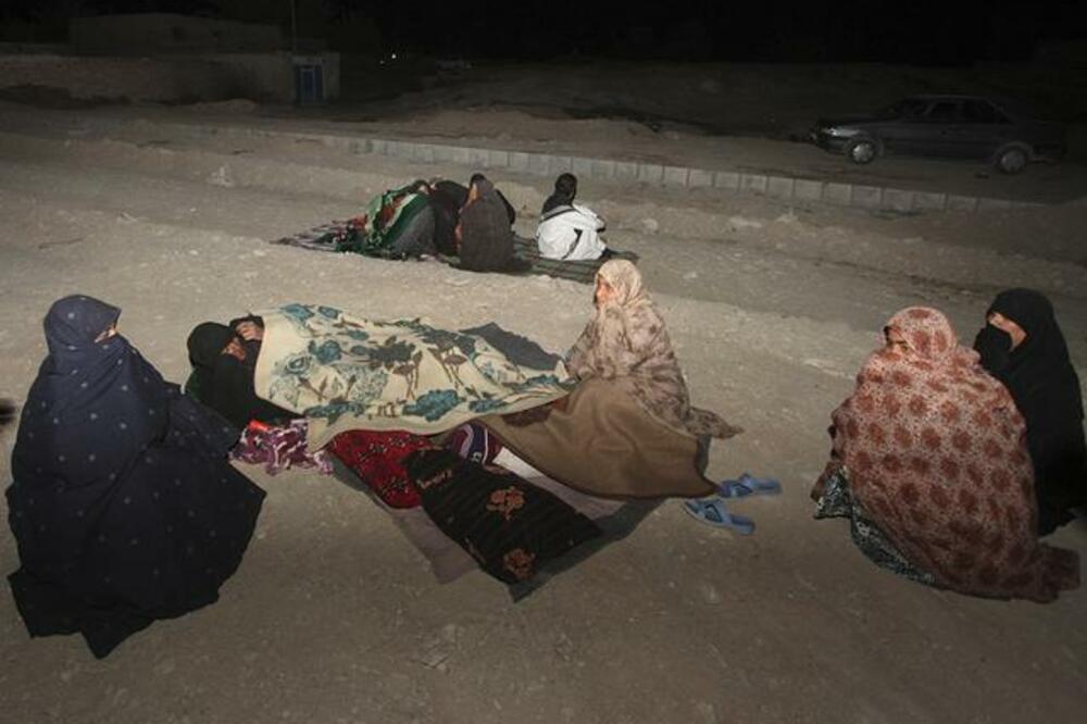 Iran zemljotres, Foto: Beta/AP