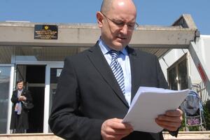 Predrag Popović osuđen za klevetu, dužan da isplati 3.035 eura