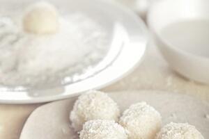 Za sve prilike: Punjene Rafaelo kuglice