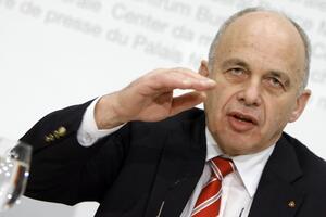 Švajcarski predsjednik brani bankarsku tajnu