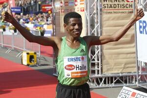 Gebrselasije pobjednik polumaratona u Beču