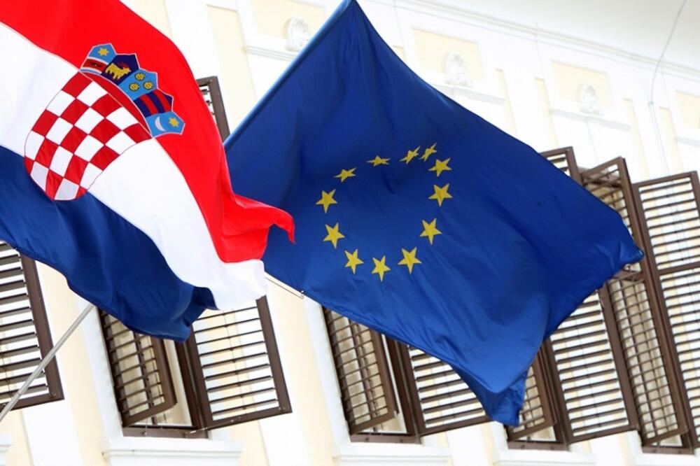 Hrvatska zastava, Foto: Tanjug