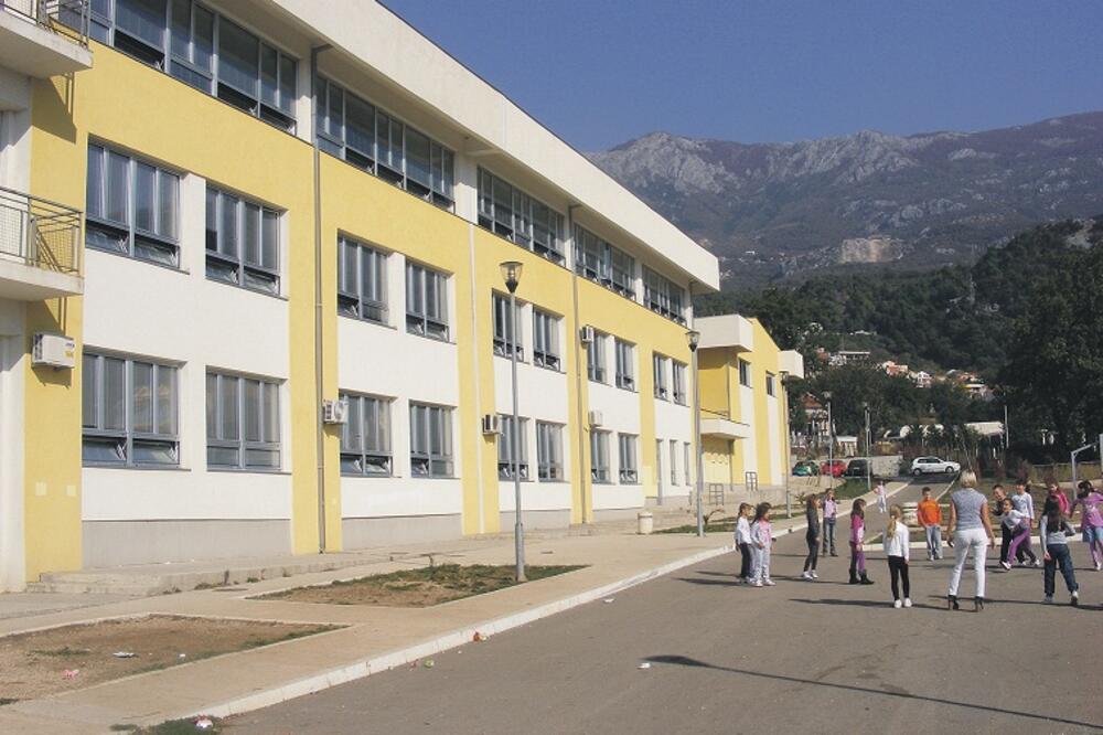 Budva, škola, Foto: Vuk Lajović