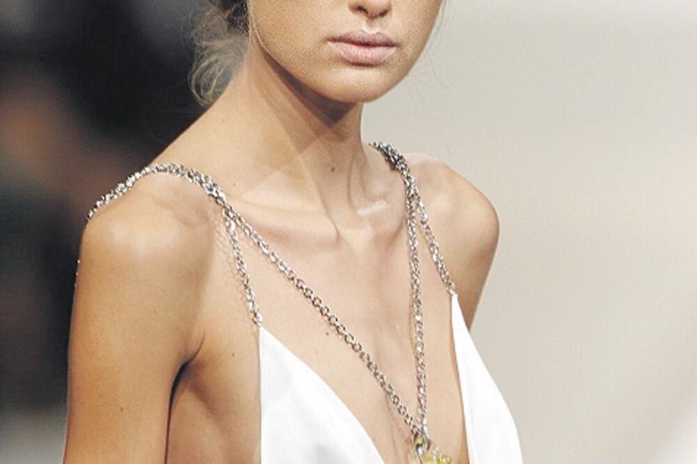 mršava manekenka, manekenka, Foto: Fansshare.net