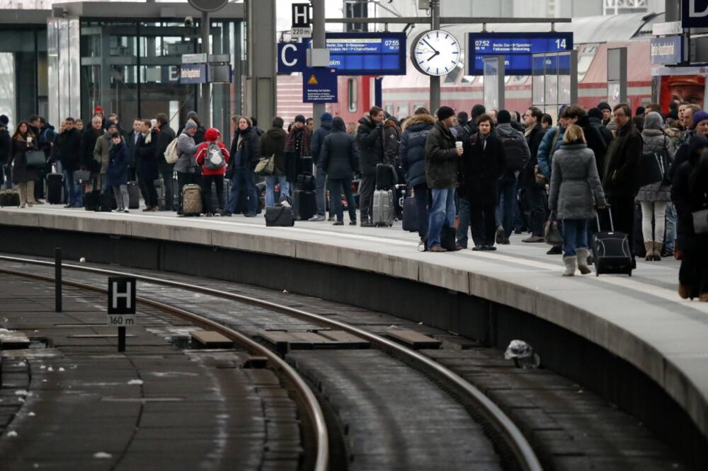 Berlin bomba, Željeznička stanica, Foto: Reuters