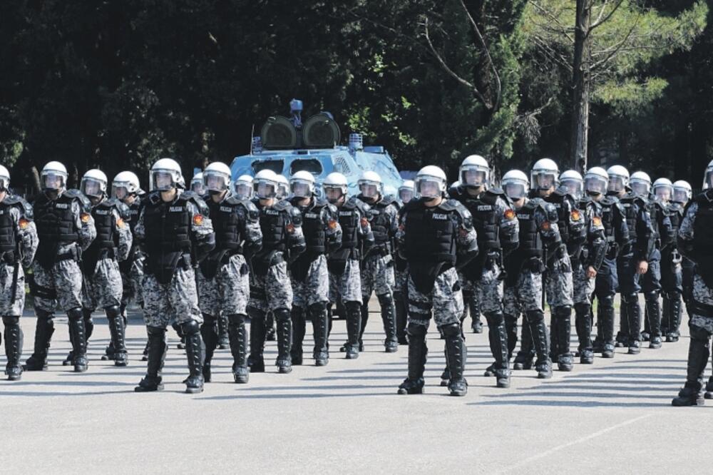 Posebna jedinica policije, Foto: Savo Prelević