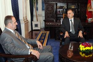 Popović slagao da LP neće podržati Vujanovića