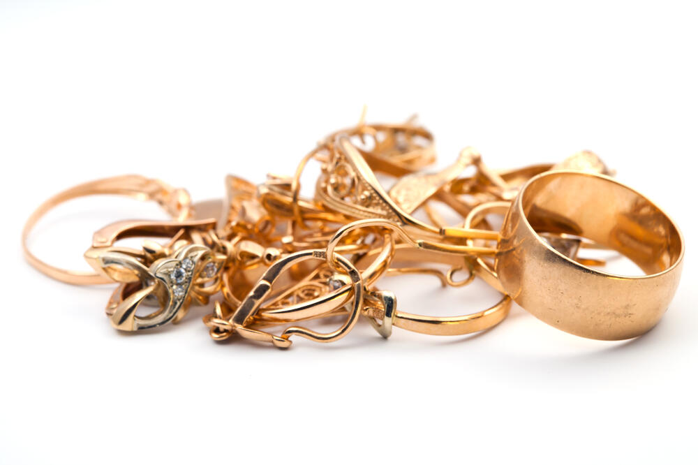 zlato, nakit, Foto: Shutterstock.com