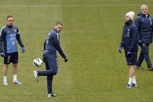 Ćavi i Ćavi Alonso spremni za Francusku