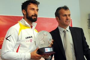 Savićević apeluje na navijače da navijaju fer