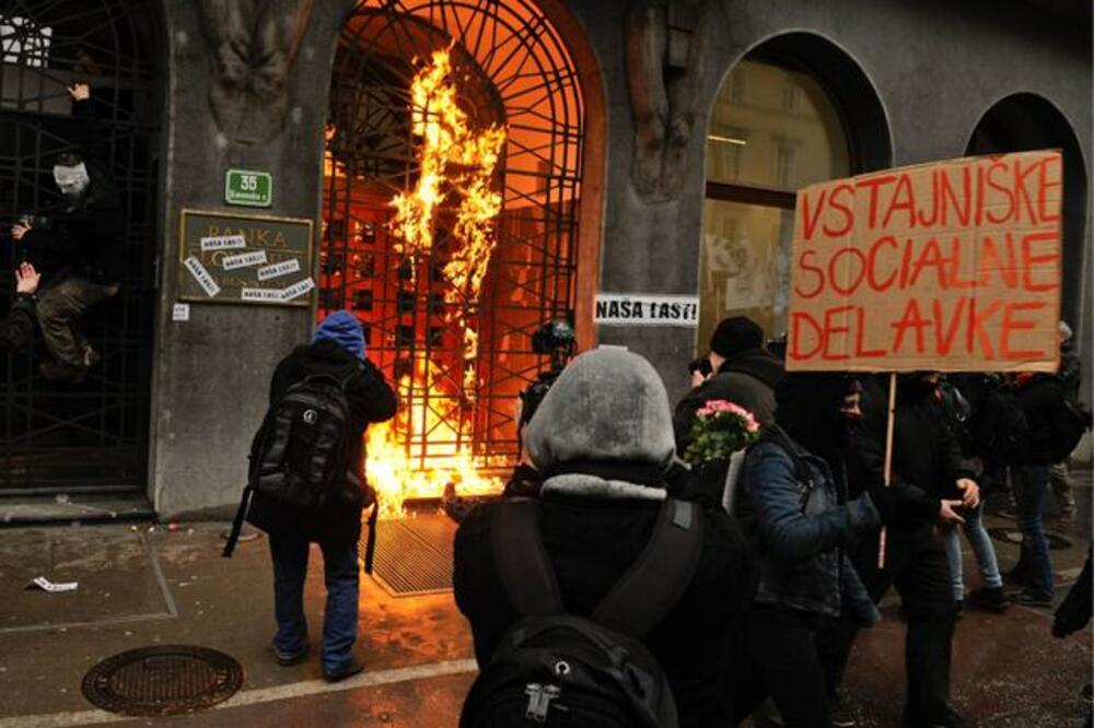 Slovenija, demonstracije, Sveslovenački ustanak, Foto: Beta/AP
