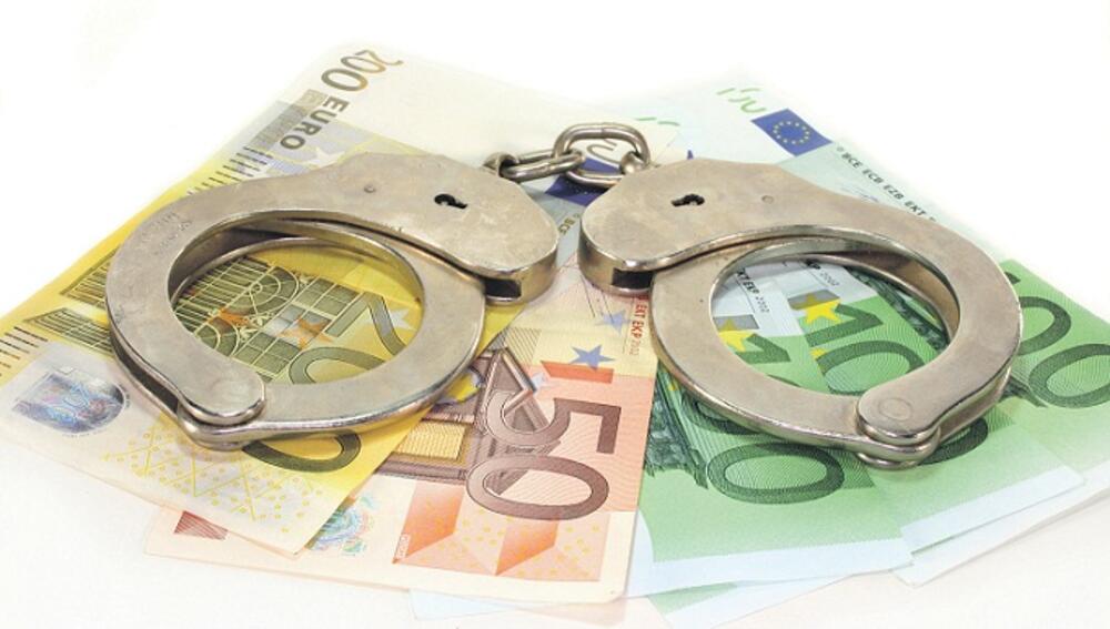 Novac, euro, prevara, hapšenje