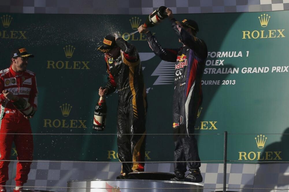 Fernando Alonso, Kimi Raikonen, Sebastijan Fetel, Foto: Reuters