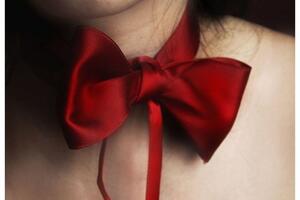 Crveni ruž odlično skriva prave godine