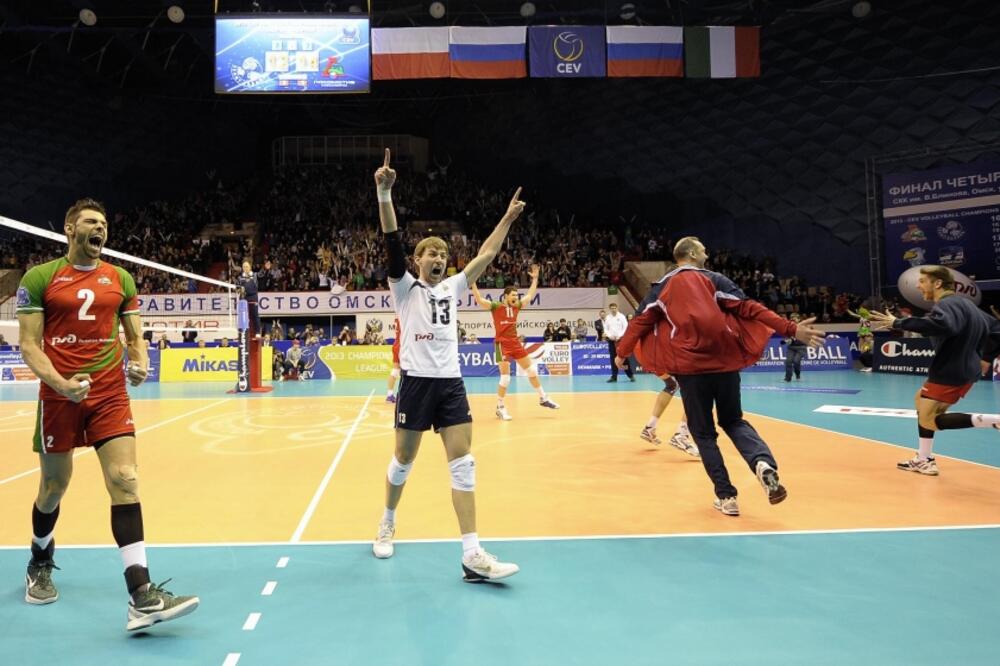 Lokomotiva Novosibirsk, Foto: Cev.lu