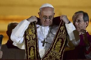 Papa Franjo nema jedno plućno krilo