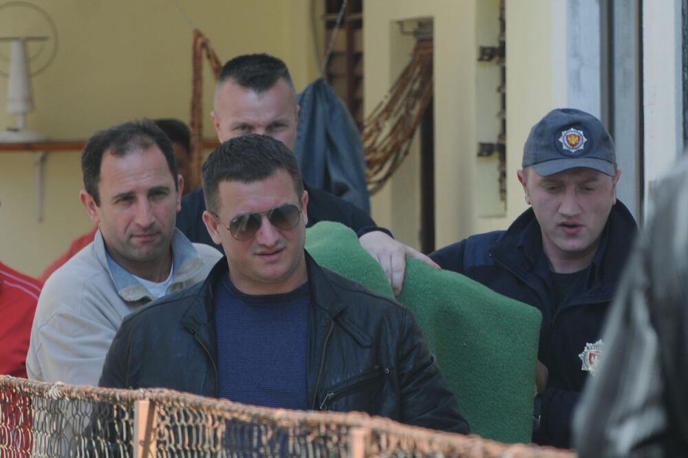 hapšenje Budva, Nebojša Savić, Gajo Savić, Rastislav Cvetkov, Foto: Savo Prelević