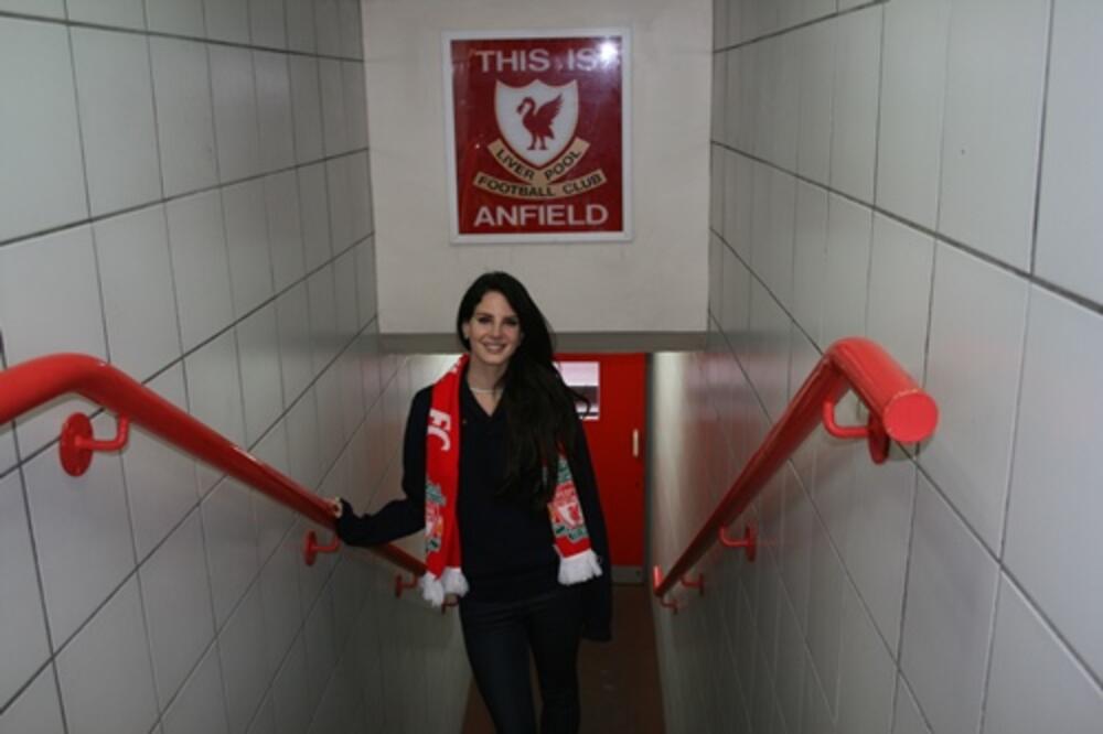 Lana Del Rej, Enfild Roud, Foto: Liverpoolfc.com