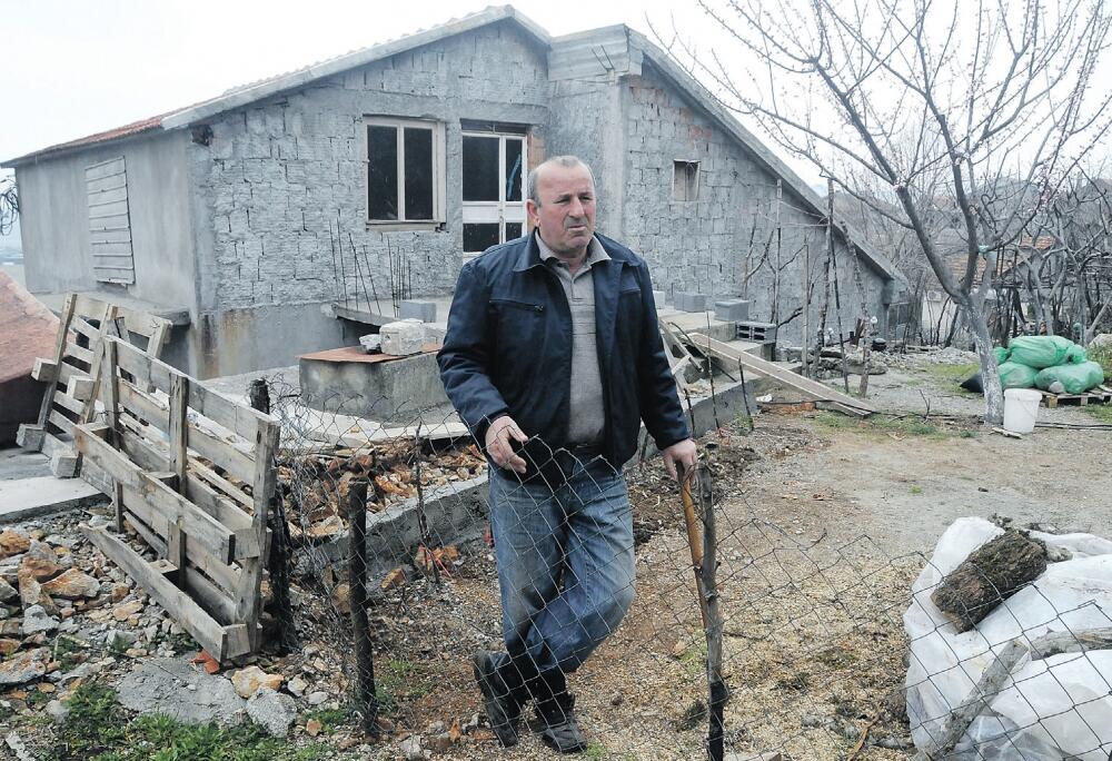 nelegalna gradnja, Rade Radojičić, Malo brdo