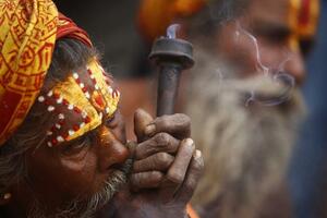 Policija uhapsila 67 hodočasnika zbog pušenja marihuane