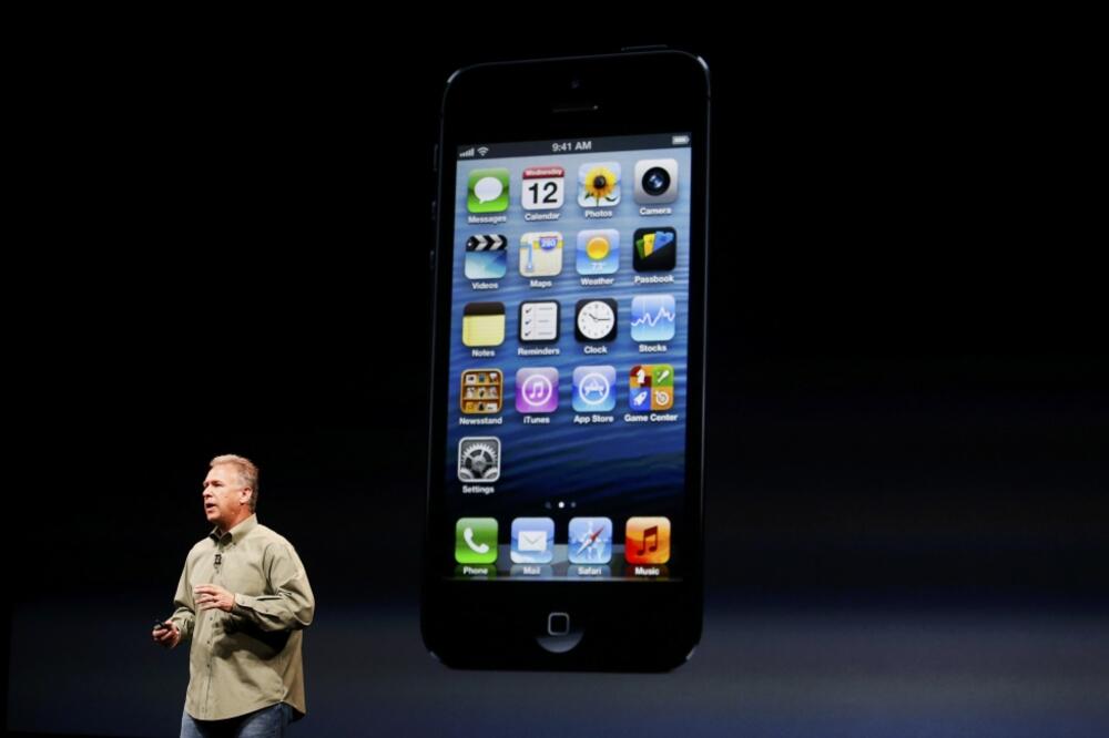 iPhone 5, Foto: Rojters