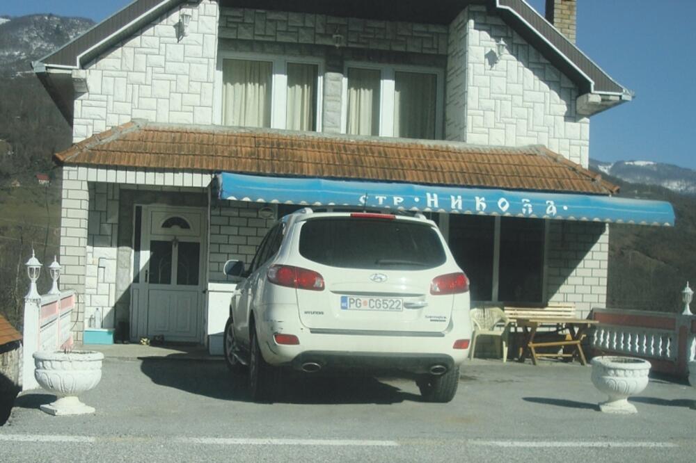 Marko Ćulafić službeno vozilo, Foto: Čitalac Vijesti