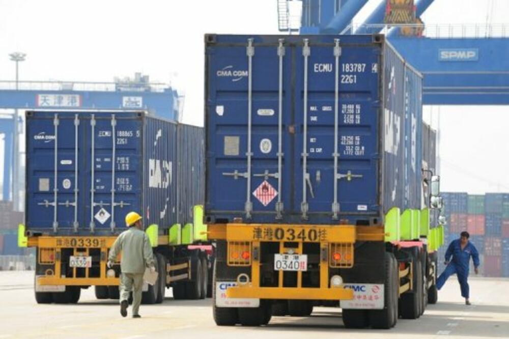 kamion, vozač sa jednom novogm, Kejp Taun, Foto: AFP