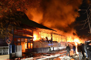 Više od 600 radnji izgorjelo u tržnom centru u Anakri