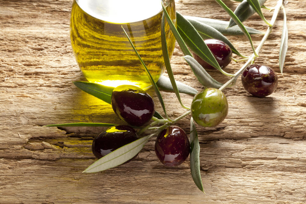 masline, maslinovo ulje, Foto: Shutterstock