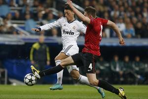 Ozil: Nisam u sukobu sa Murinjom, on je najbolji trener