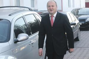 Nuhodžiću za novi stan  skoro 150.000 eura