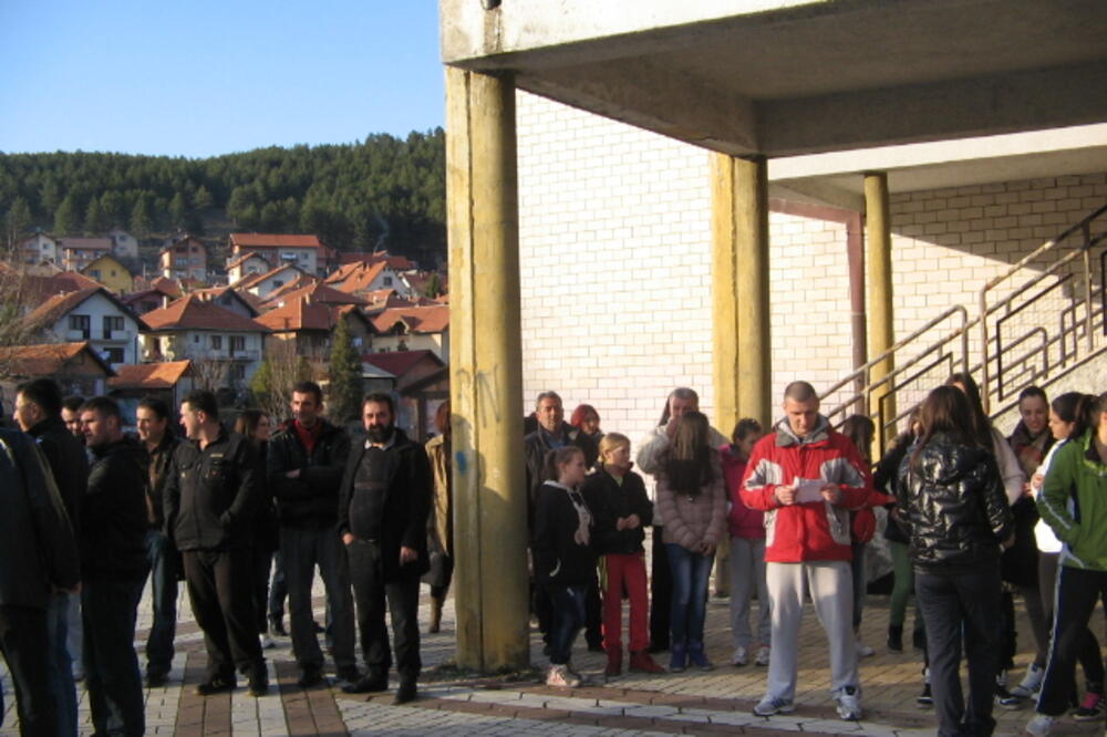 Protest ŽRK Biseri II, Foto: Gordana Malidžan