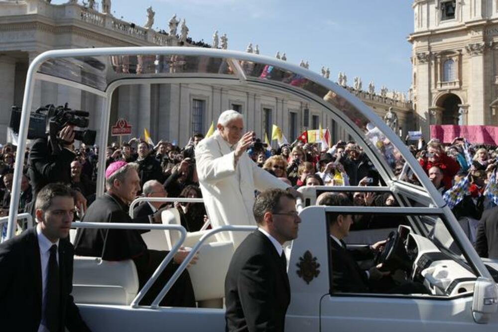 Papa Benedikt, Foto: Beta/AP